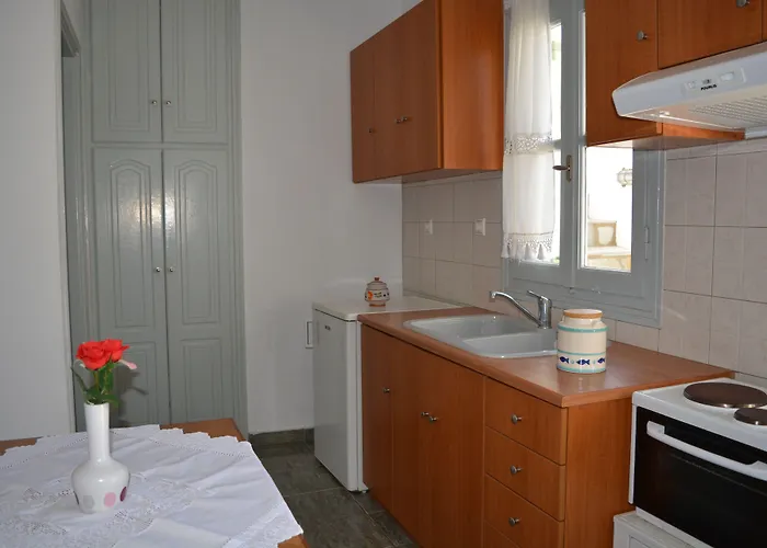 Klados & Apartment Cherronisos (Sifnos)