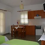 Lägenhet Klados & *