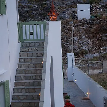 Lägenhet Klados & *