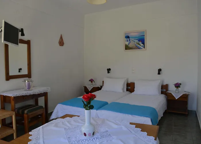 Klados & Lägenhet Cherronisos (Sifnos)